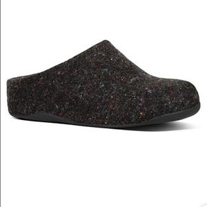 FitFlop Black Shuv felt clog